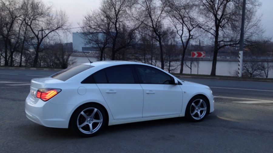 alcasta m32 фото на автомобиле онлайн