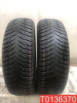 Goodyear UltraGrip 8 215/65 R16 98T 