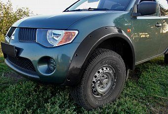 Расширители колесных арок широкие 90 мм (4 шт.) для Mitsubishi L200 (2007-2013 ) Single Cab, Club Cab