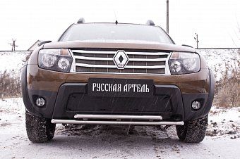 Зимняя заглушка решетки переднего бампера (без ДХО и без обвеса) для Renault Duster (2010-2014)