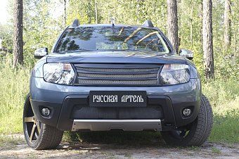 Защитная сетка решетки переднего бампера(с обвесом без ДХО) для Renault Duster (2010-2014)