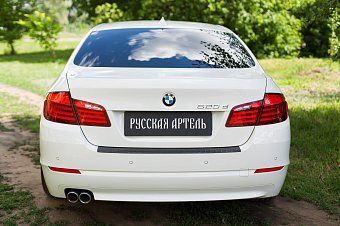 Накладка на задний бампер для BMW 5 (2014-2016)